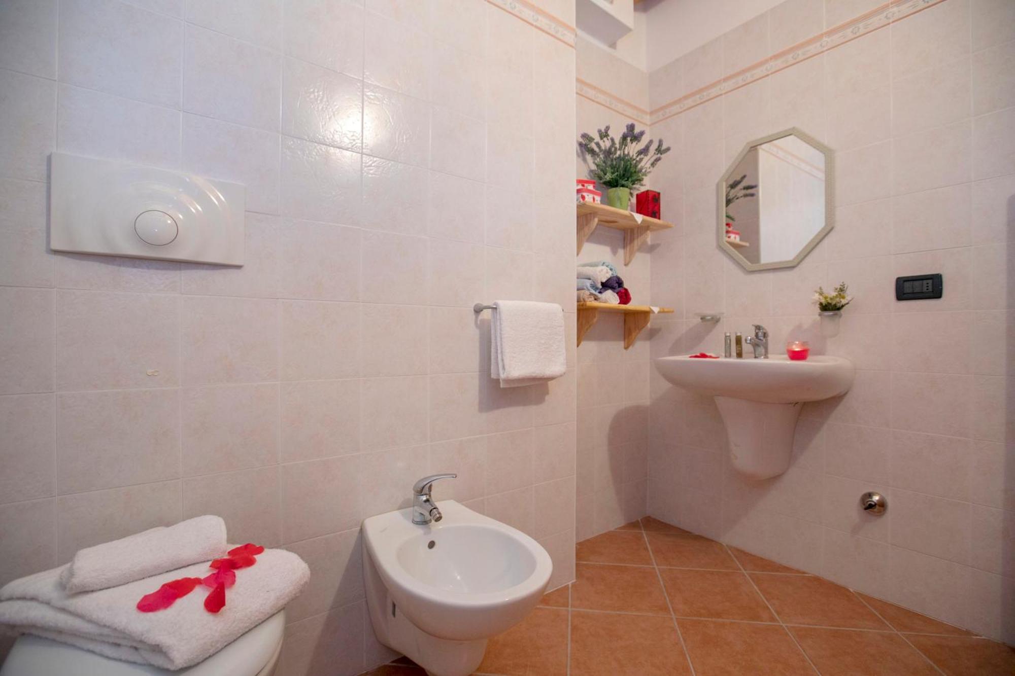 Appartamento Centro Storico Riva - Happy Rentals 外观 照片